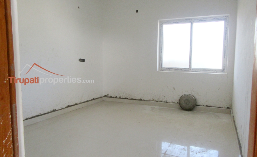 Spacious 2040 Sft North Face Individual Floor #3Bhk #Apartment #FlatforSale Near Thummalagunta Flyover, #Tirupati